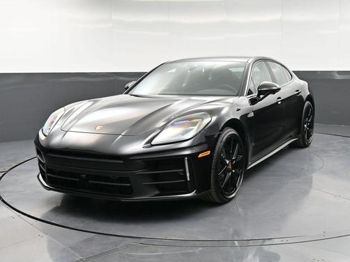 2026 Porsche Panamera 