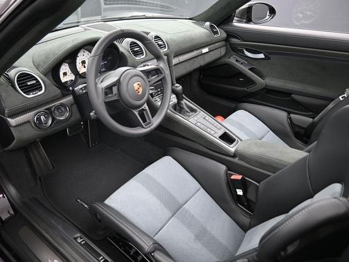 2025 Porsche 718 Spyder RS