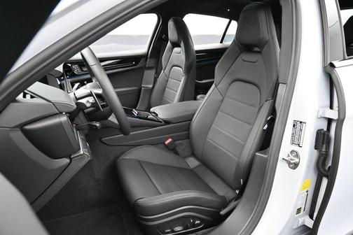 Ice Grey Metallic 2026 Porsche Panamera 4