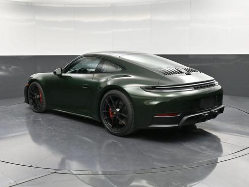 2026 Porsche 911 Carrera GTS