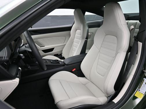 2026 Porsche 911 Carrera GTS