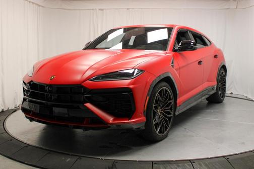 2025 Lamborghini Urus SE