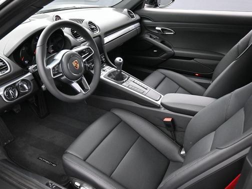 2025 Porsche 718 Cayman Base