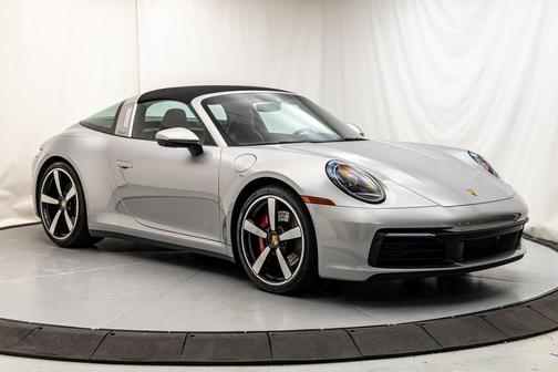 2021 Porsche 911 Targa 4S