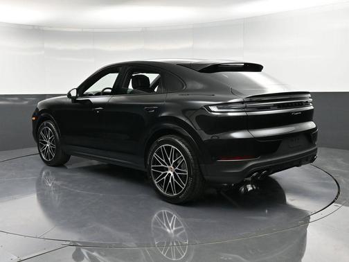 2026 Porsche Cayenne AWD