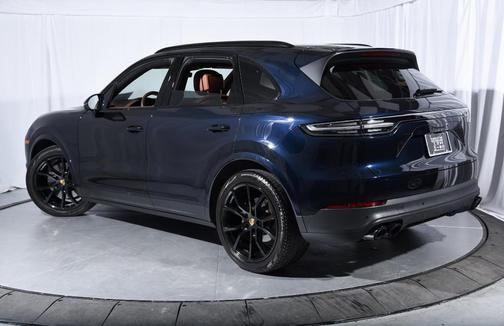 2022 Porsche Cayenne S