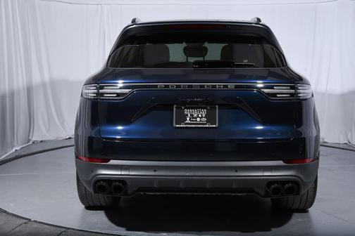 2022 Porsche Cayenne S