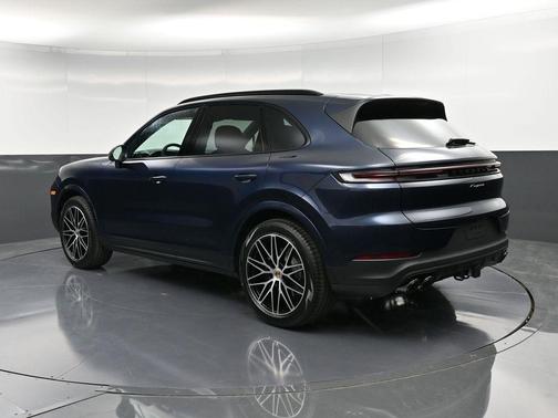 2026 Porsche Cayenne Base