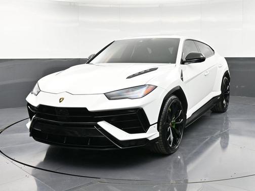 2024 Lamborghini Urus S