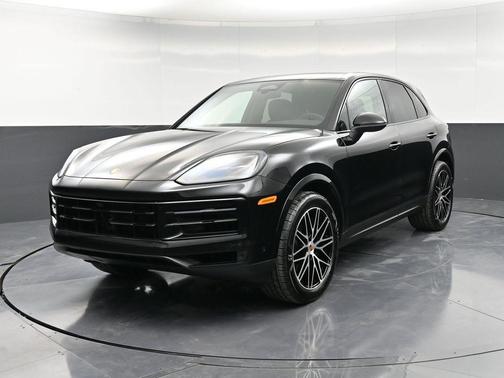 2026 Porsche Cayenne Base