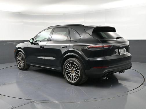 Black 2023 Porsche Cayenne Platinum Edition