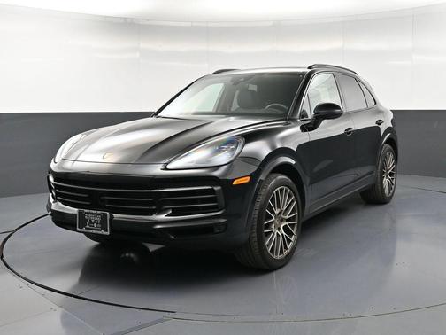 Black 2023 Porsche Cayenne Platinum Edition