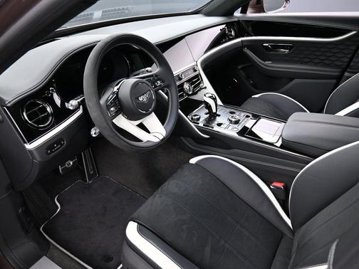 2025 Bentley Flying Spur Speed
