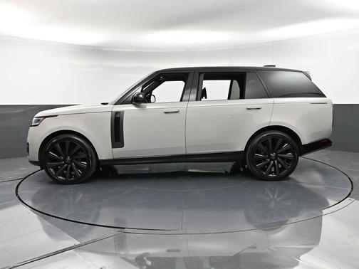 2023 Land Rover Range Rover SV