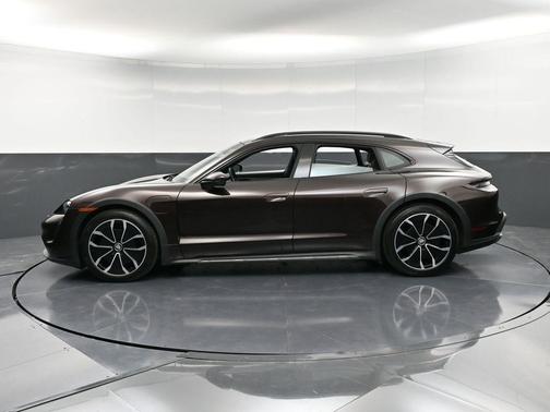 2022 Porsche Taycan 4