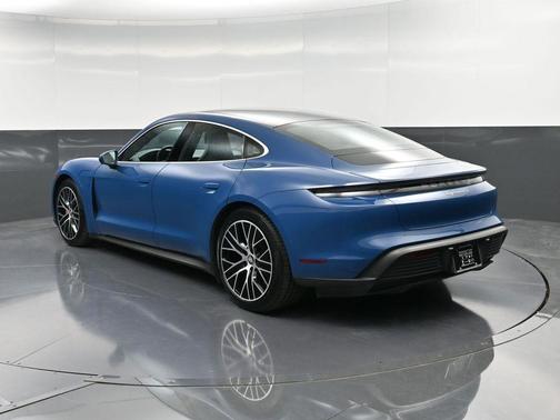 2022 Porsche Taycan 4S