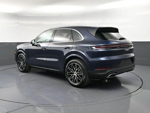 Blue Metallic 2026 Porsche Cayenne Base