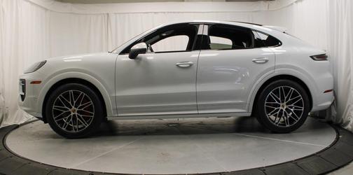 2024 Porsche Cayenne S Coupe AWD