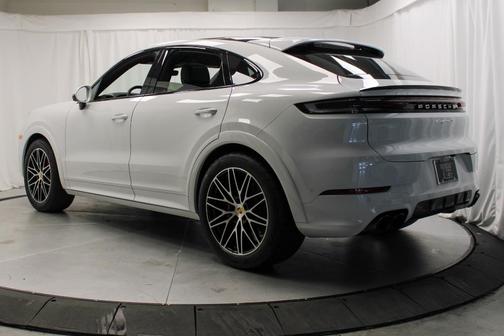 2024 Porsche Cayenne S Coupe AWD
