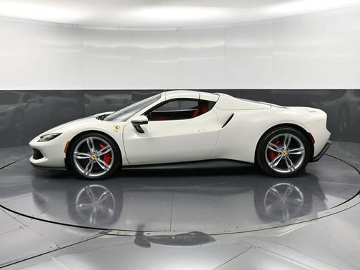 2025 Ferrari 296 GTS Base