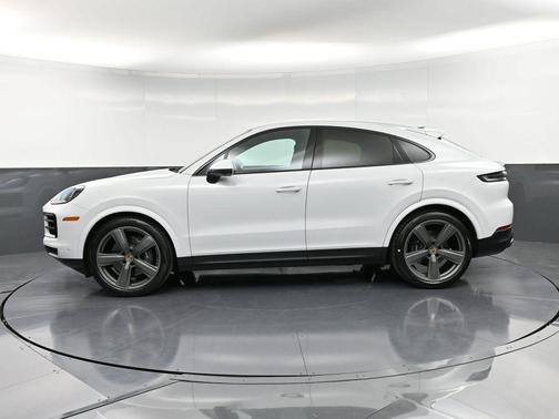 2024 Porsche Cayenne AWD