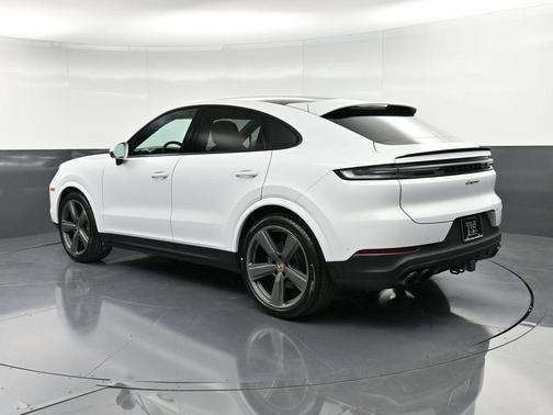 2024 Porsche Cayenne AWD