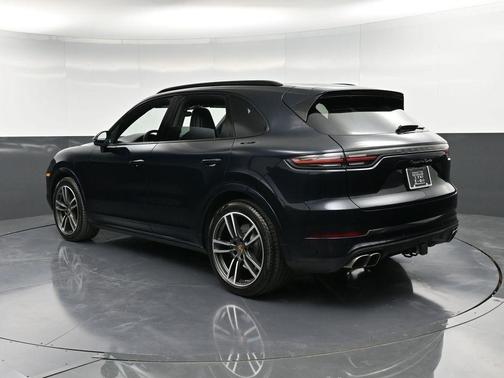 2023 Porsche Cayenne Turbo