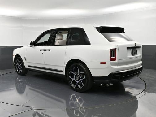 2022 Rolls-Royce Cullinan 