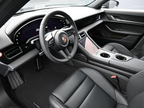 2026 Porsche Taycan 4