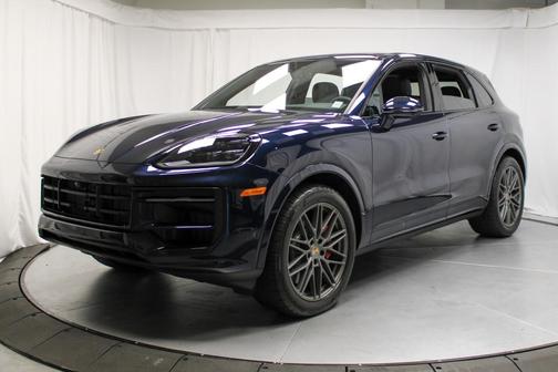 2025 Porsche Cayenne S