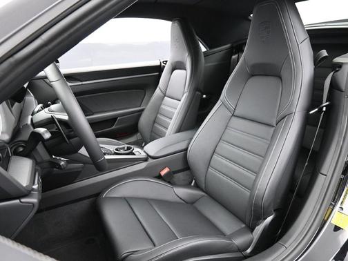 2026 Porsche 911 Carrera S