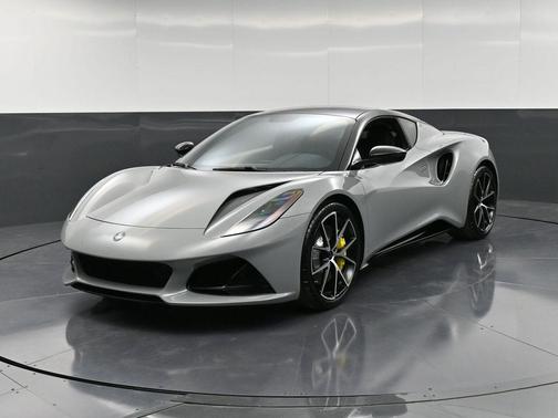 2025 Lotus Emira V6