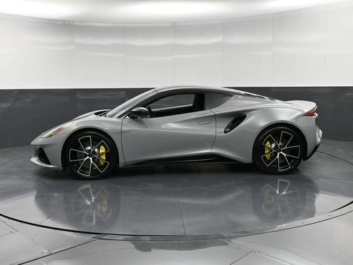 2025 Lotus Emira V6
