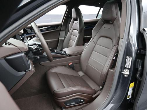 2026 Porsche Panamera 