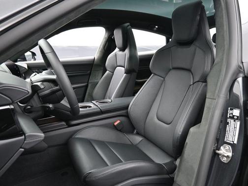 2026 Porsche Taycan GTS