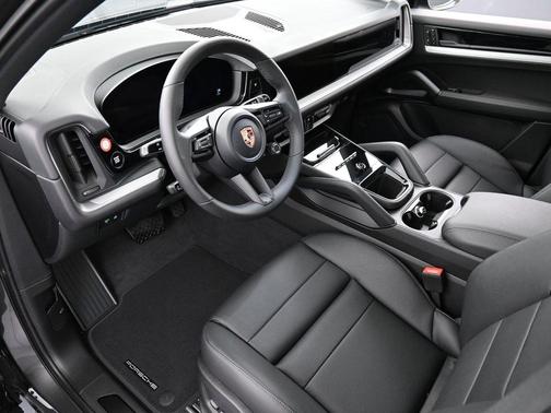 2026 Porsche Cayenne Base
