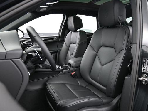 Black 2025 Porsche Macan
