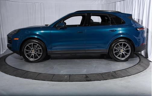 2024 Porsche Cayenne Base