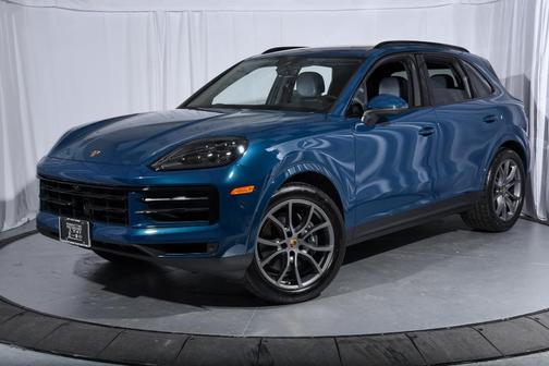 2024 Porsche Cayenne Base