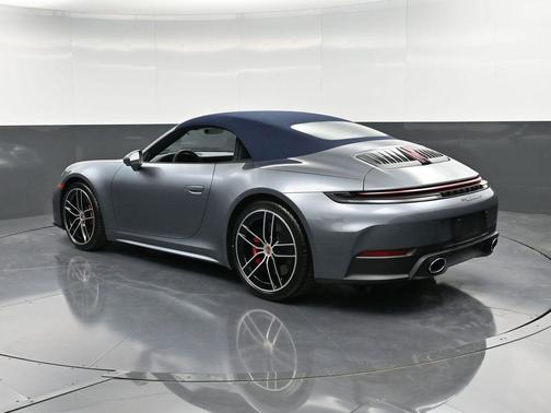 2026 Porsche 911 Carrera S