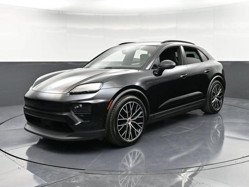 2025 Porsche Macan 4