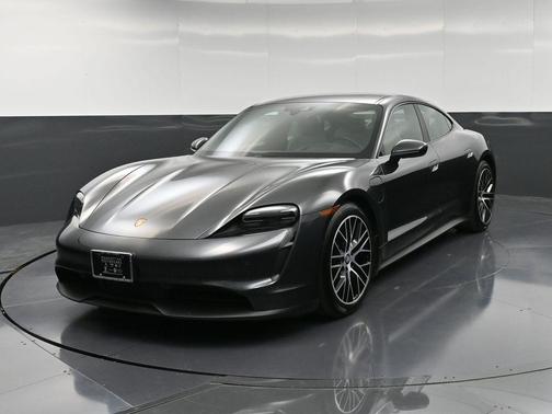 2022 Porsche Taycan Base
