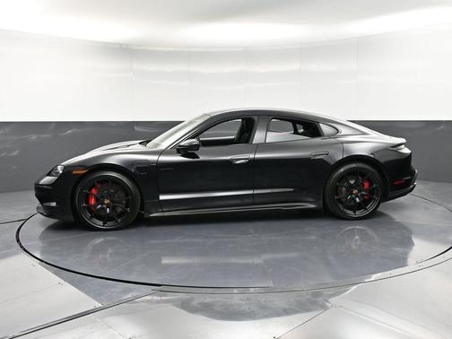 2025 Porsche Taycan GTS