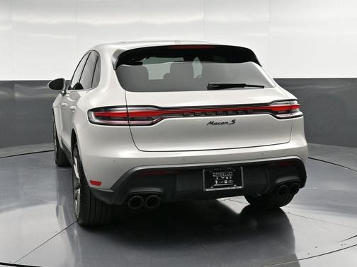 2023 Porsche Macan S