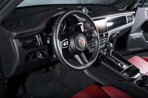 2024 Porsche Macan