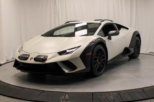 2024 Lamborghini Huracan Sterrato Base