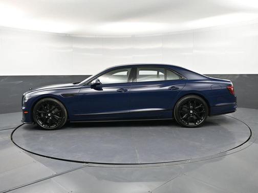 Oxford Blue by Mulliner 2025 Bentley Flying Spur Speed