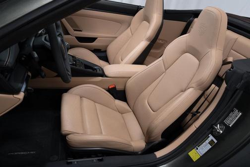 2024 Porsche 911 Carrera GTS