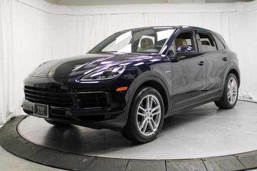 2022 Porsche Cayenne AWD