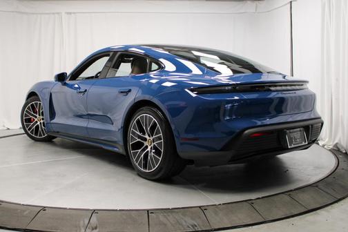 2022 Porsche Taycan 4S